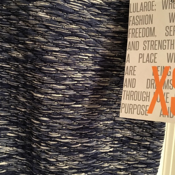 Lularoe Cassie XS - Picture 2 of 2